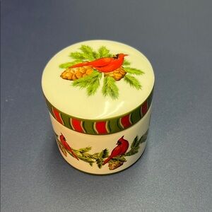 Cardinal Design Ceramic Jar